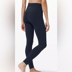 Like new Lululemon align leggings Navy size 6